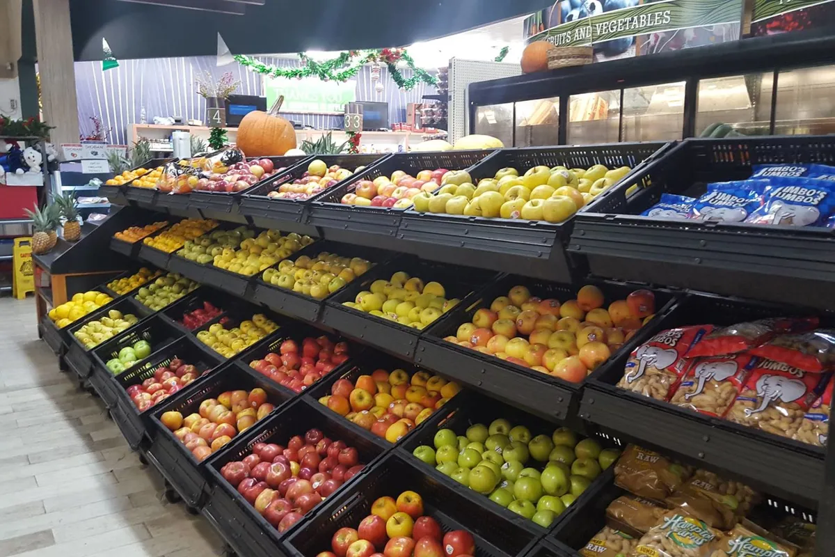 Bobbys Supermarket - Photo 1