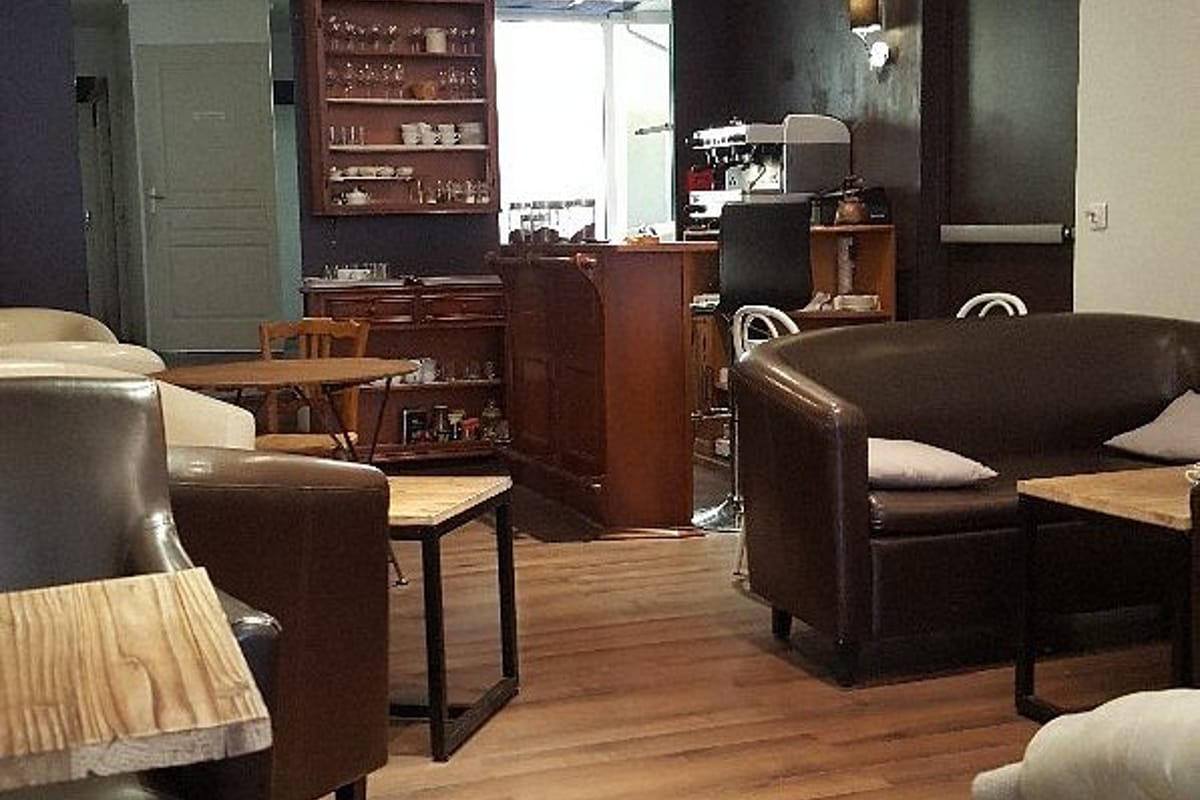 Tea Room - Photo 2