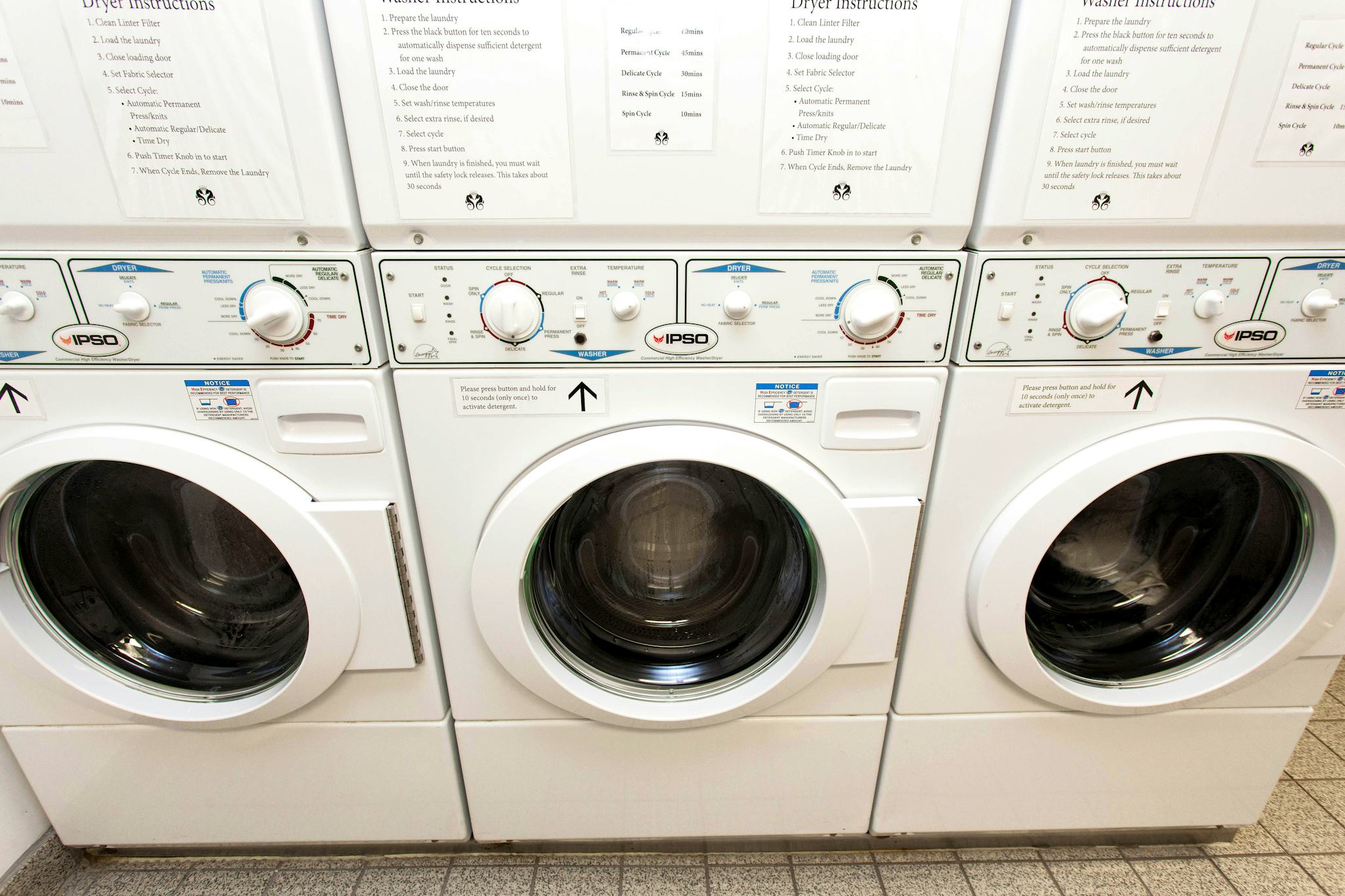 Port Louis Marina - Laundry