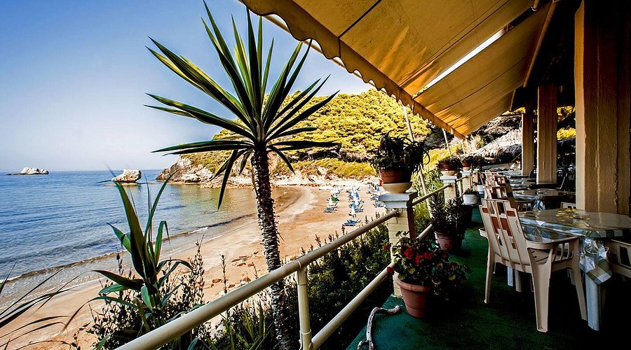 Yaliskari Taverna
